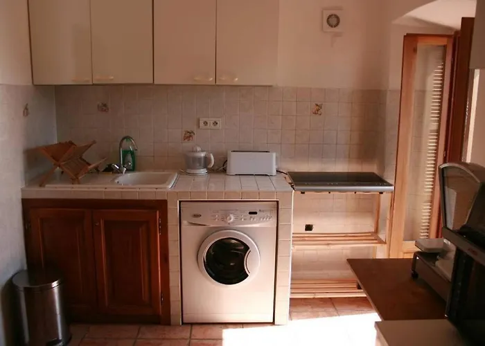 Charme Du Village-plage A 10mn Appartement