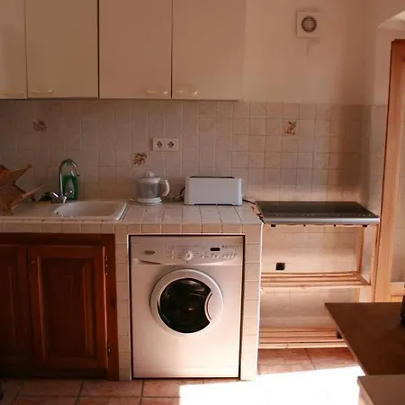 Charme Du Village-plage A 10mn Apartment